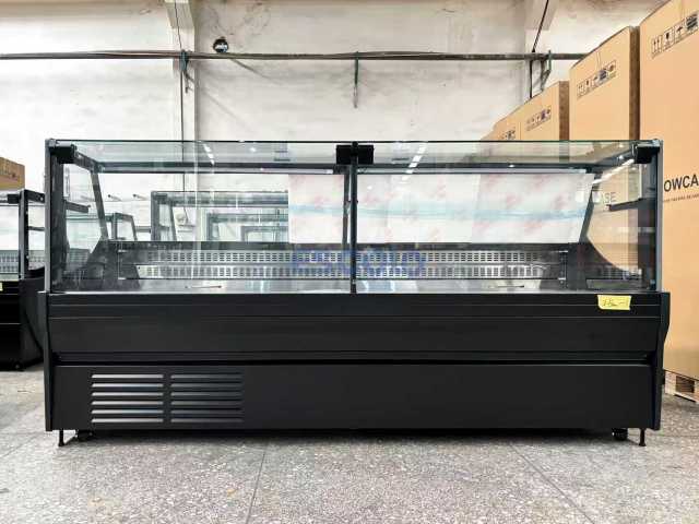 Commercial Deli Showcase with Right Angle Glass Front for Meat Storage