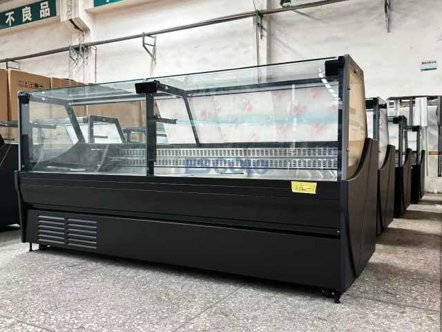 Commercial Deli Showcase with Right Angle Glass Front for Meat Storage