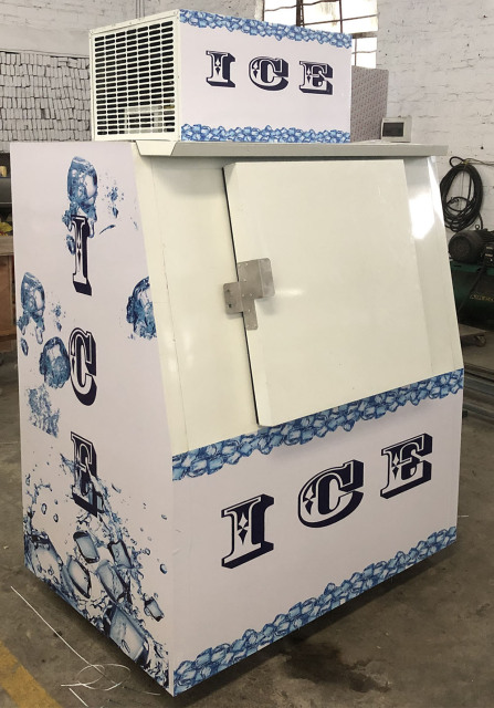 Commercial Slanted-Door Ice Storage Freezer for High-Capacity Outdoor Use