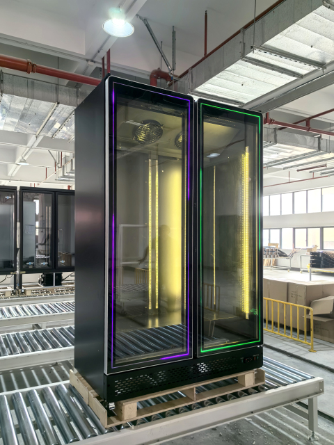 Double Glass Door Commercial Display Cooler with Digital Control