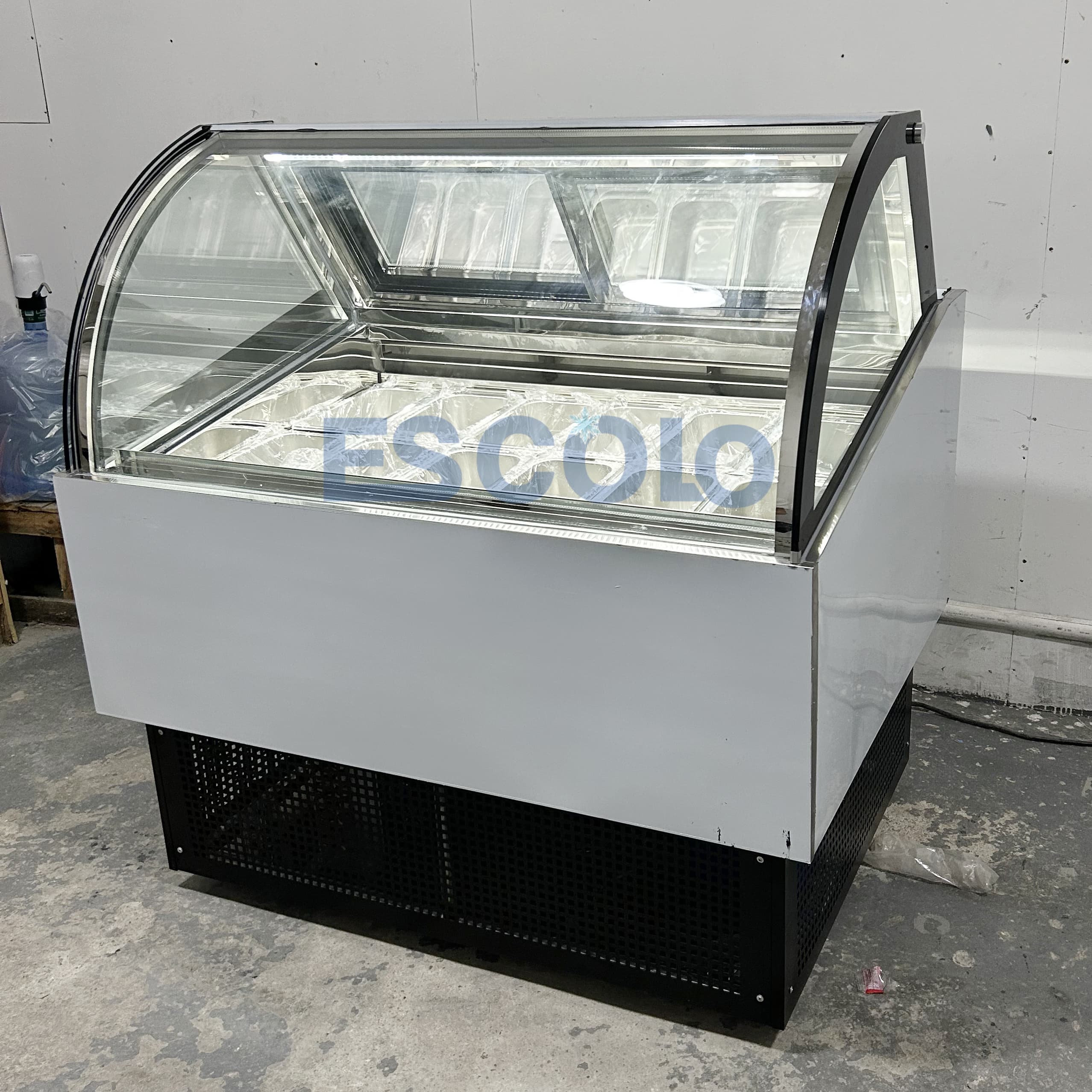 Vertical Ice Cream Display Freezer with LED Light Automatic Defrost 12 Trays