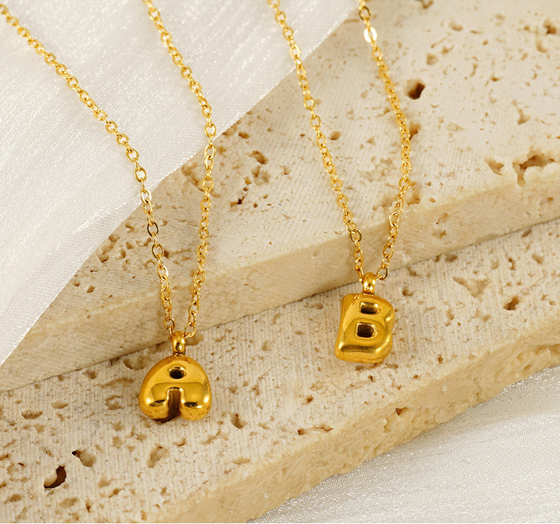 Fashionable minimalist new style 26 English letter pendants stainless steel golden mini bubble letter necklace