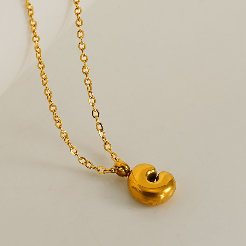 Fashionable minimalist new style 26 English letter pendants stainless steel golden mini bubble letter necklace