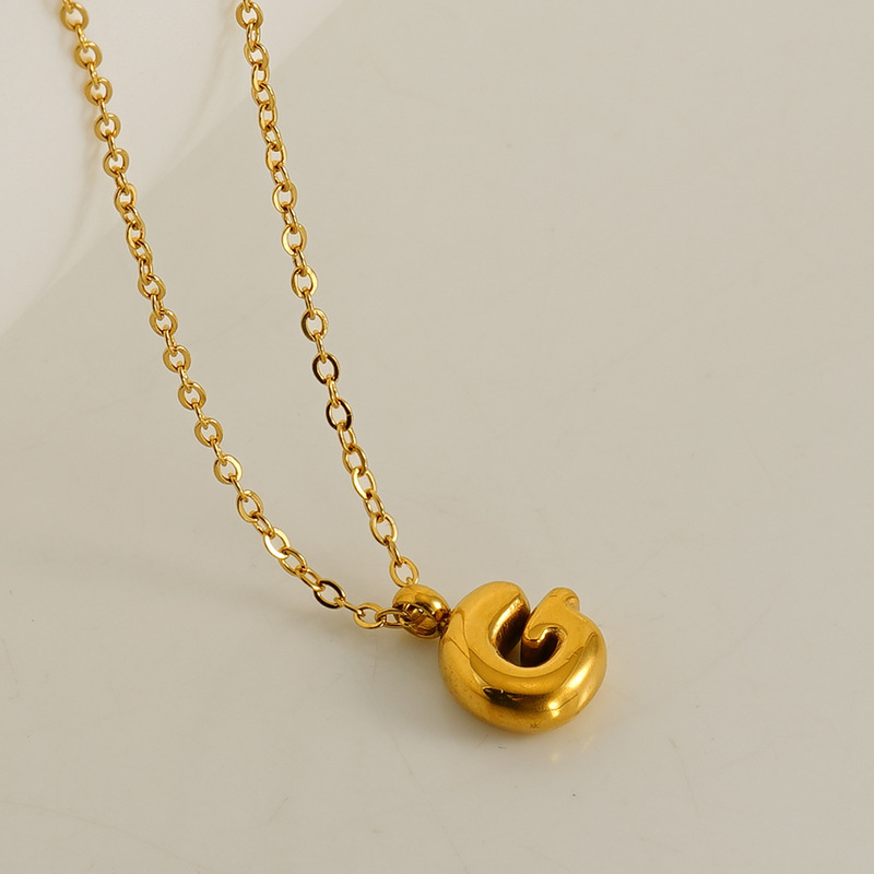 Fashionable minimalist new style 26 English letter pendants stainless steel golden mini bubble letter necklace