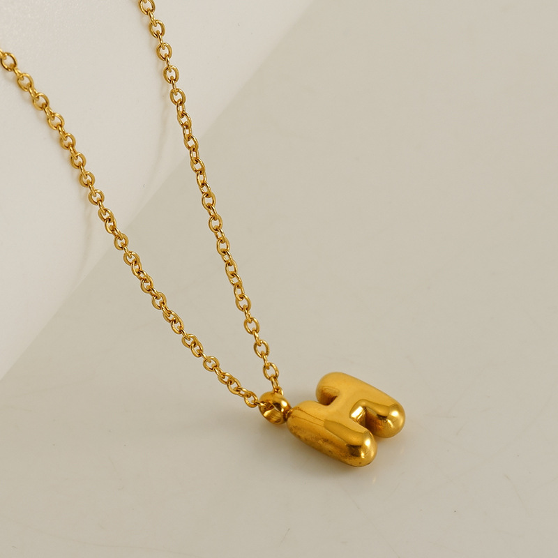 Fashionable minimalist new style 26 English letter pendants stainless steel golden mini bubble letter necklace