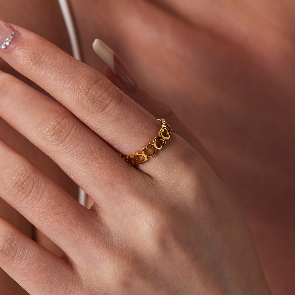 Stainless Steel Hollow Heart Rings 18K Gold Plated Jewelry Wholesale