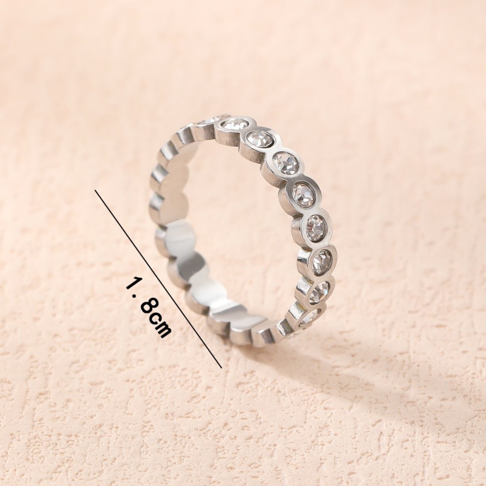 Minimalist Round Women’s Ring Stainless Steel Gold Plated Fashionable Rings