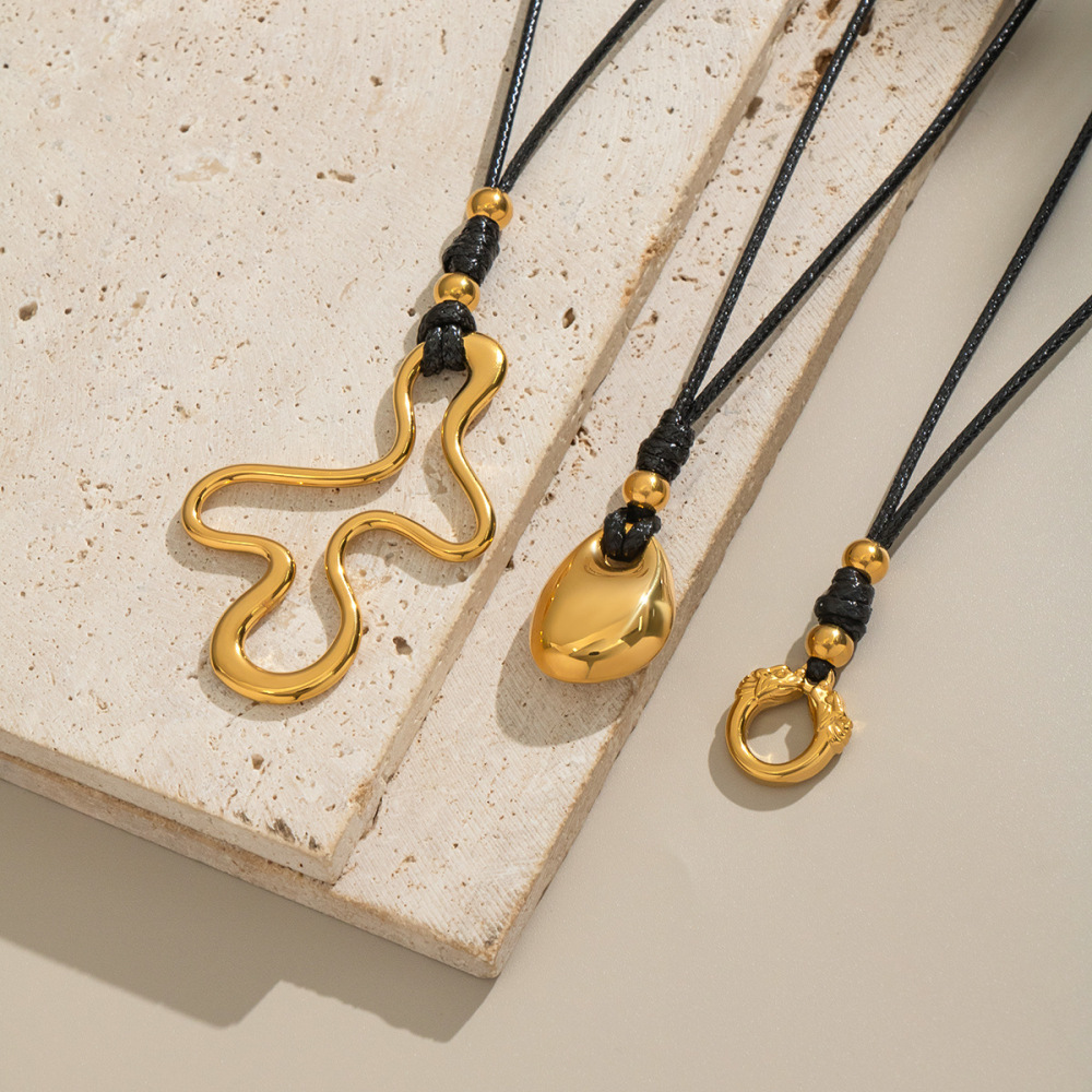 Irregular Pendant Leather Cord Stainless Steel 18K Gold Necklace for Women
