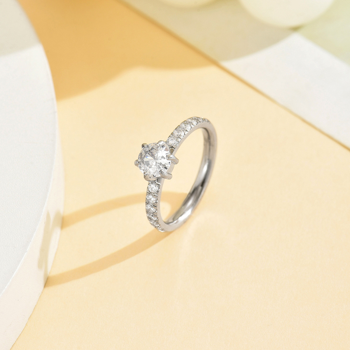 Round Zircon Stainless Steel Ring for Women PVD Plated