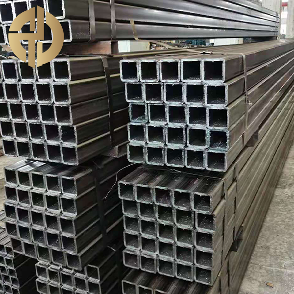 鋼製角パイプ／角管