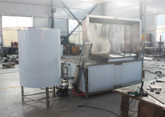 A commercial deep fryer that automatically removes slag from the electroslag furnace without causing residue