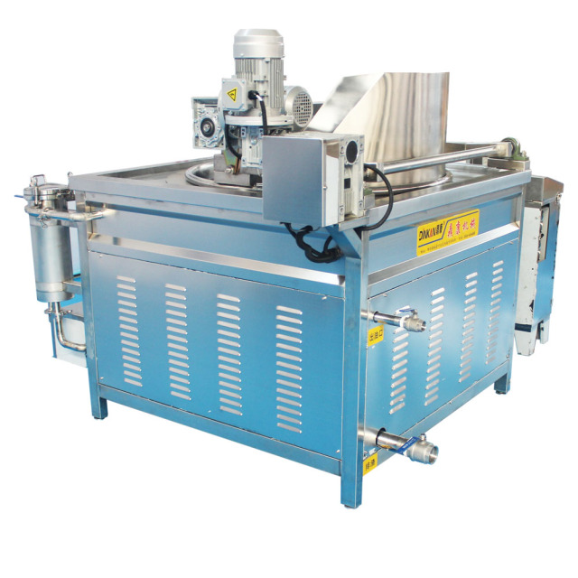 Large fully automatic deep fryer for potato chip merchants