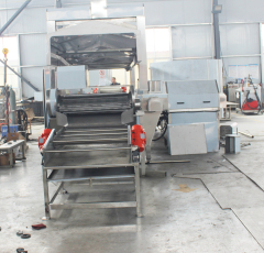 Gas-fired heating oil-frying production line, mesh belt frying machine, large-scale continuous oil-frying equipment