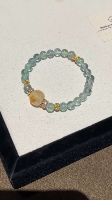 Mint Golden Prosperity Crystal Bracelet