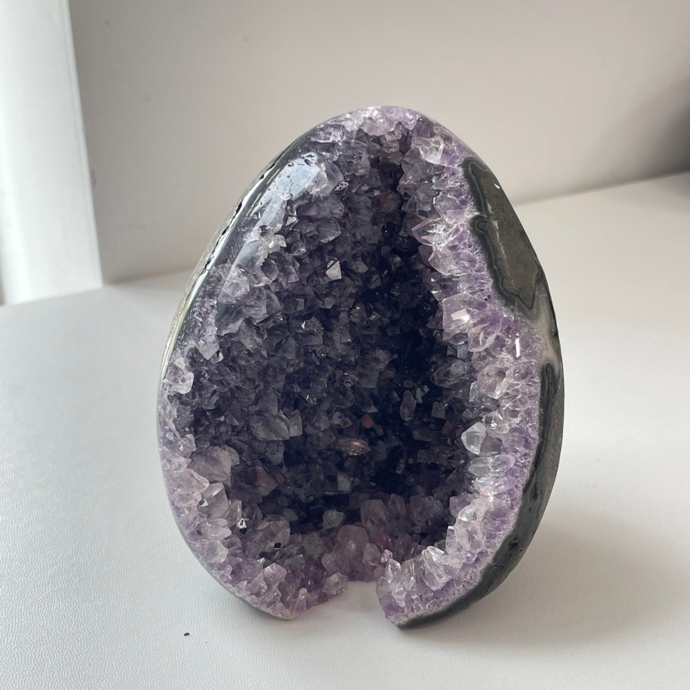 Egg Form Amethyst Self-Standing Geode