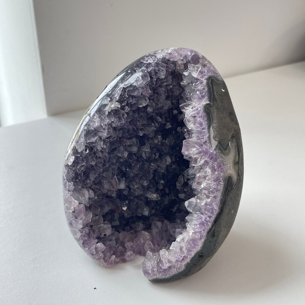 Egg Form Amethyst Self-Standing Geode