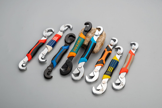 Universal Wrench With Handle,Universal Wrench With Handle,ouma