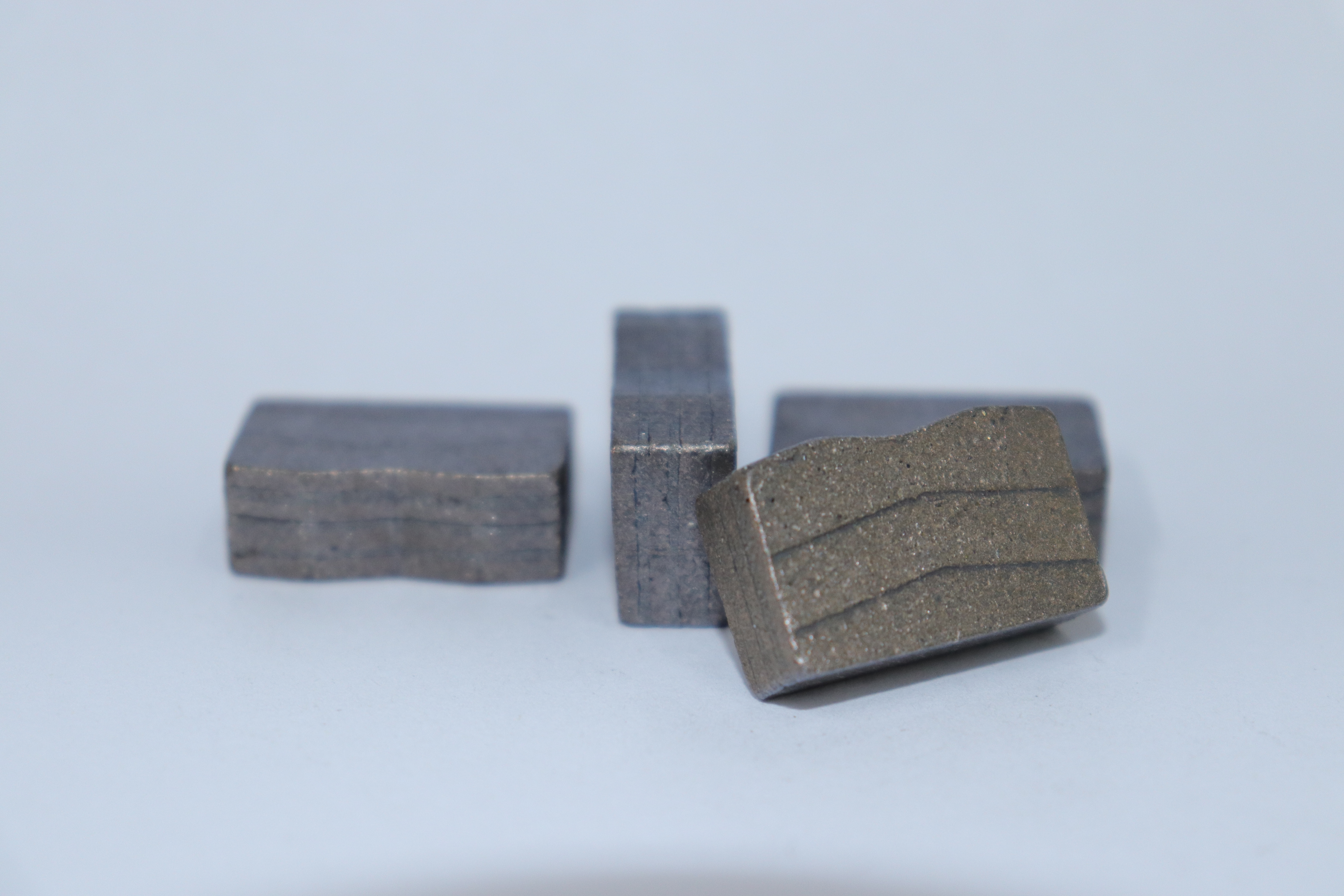 DIAMOND SEGMENTFOR MULTIBLADE