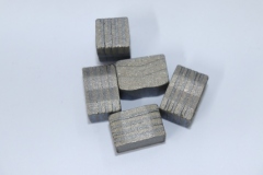 DIAMOND SEGMENT FOR QUARRYING