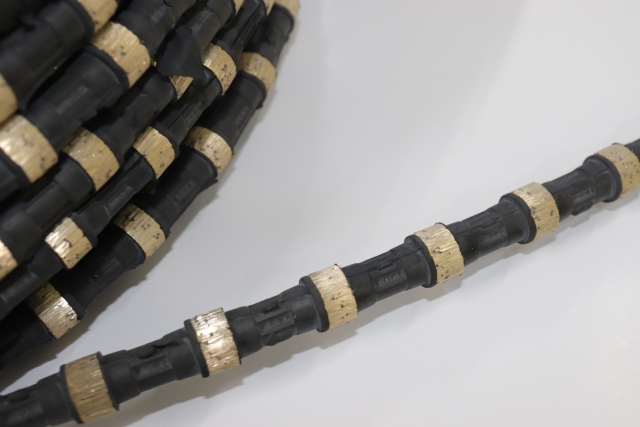 DIAMOND WIRE SAW FORMARBLE QUARRYING