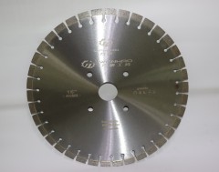 DIAMOND SAW BLADES FORGRANITE WITH SMALL SEGMENTS