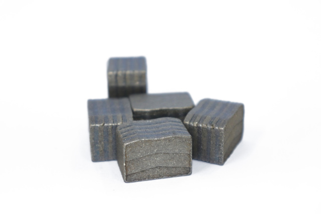 DIAMOND SEGMENT FOR QUARRYING