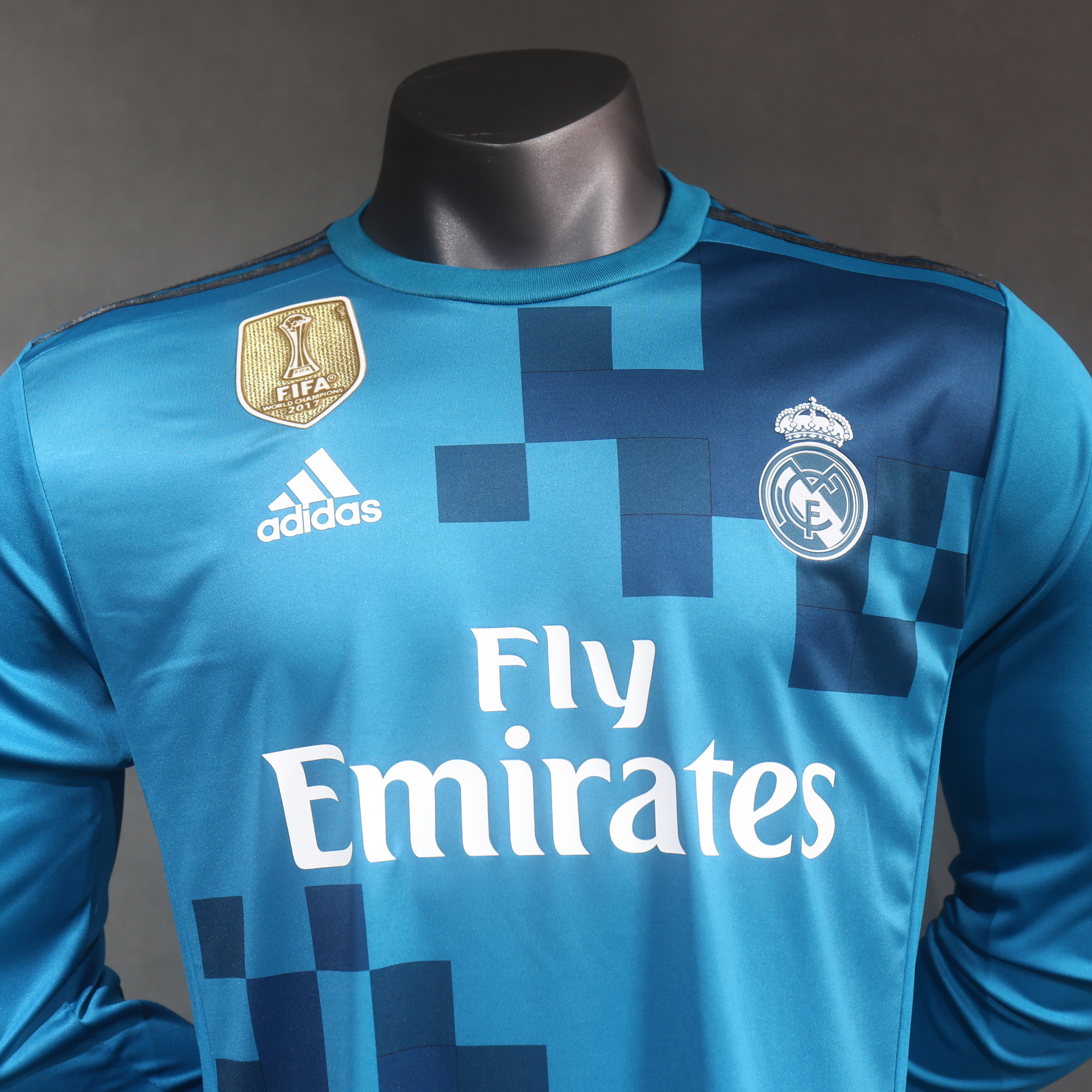 Real Madrid Retro Long Sleeve Jersey Third Away 2017-18