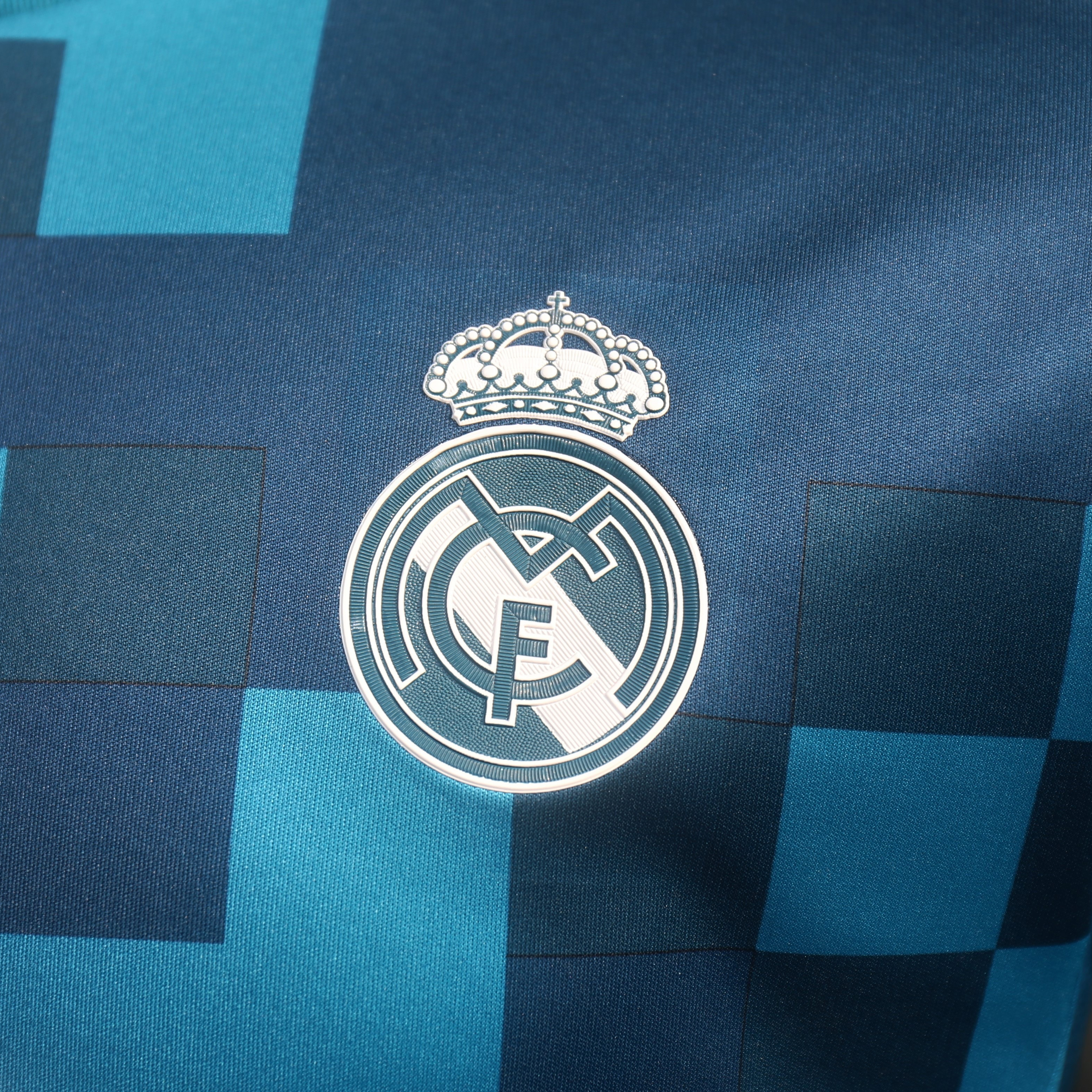 Real Madrid Retro Jersey Third Away 2017-18