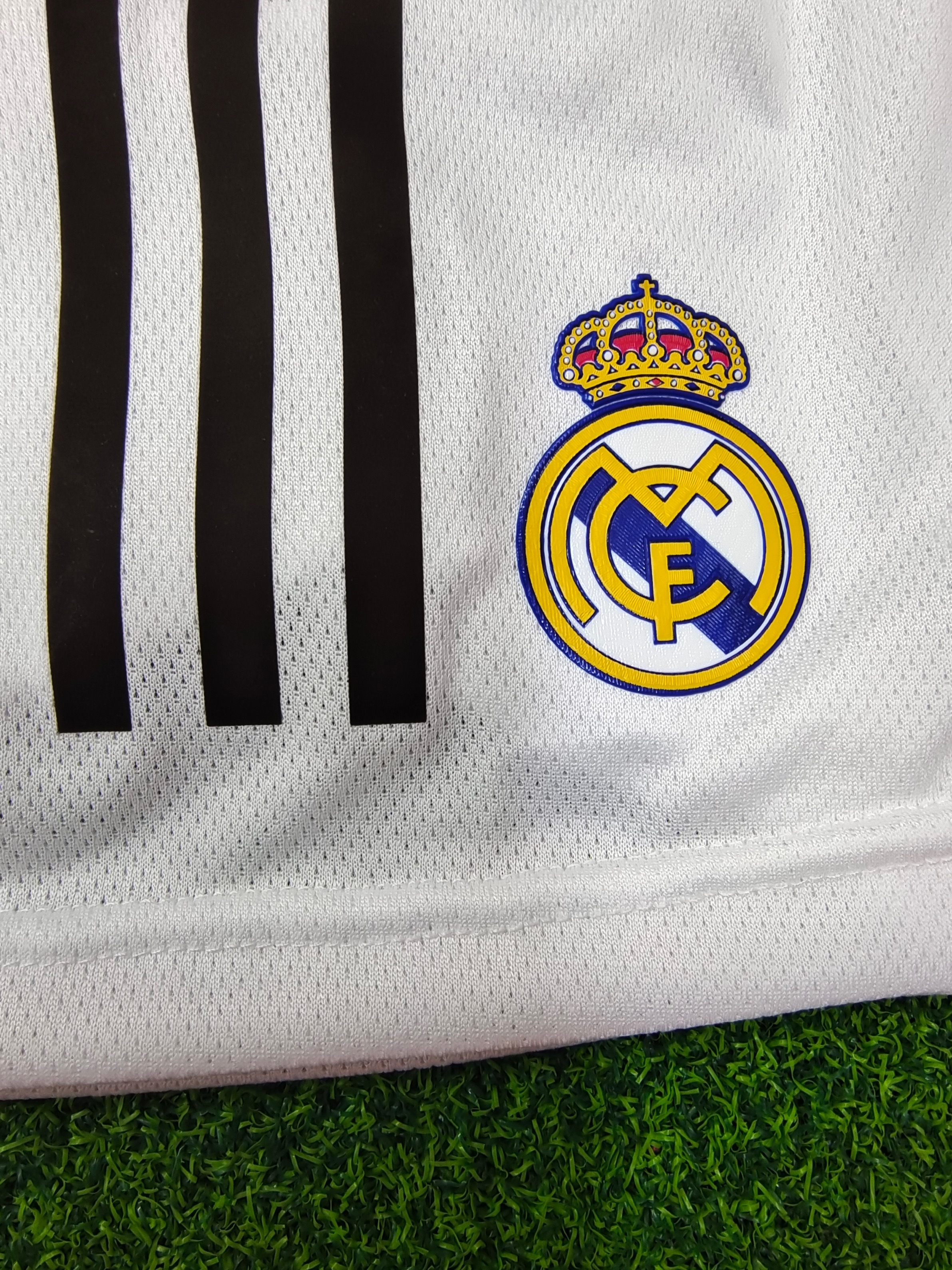 Kids Real Madrid Home Kits Soccer Jersey 25-26