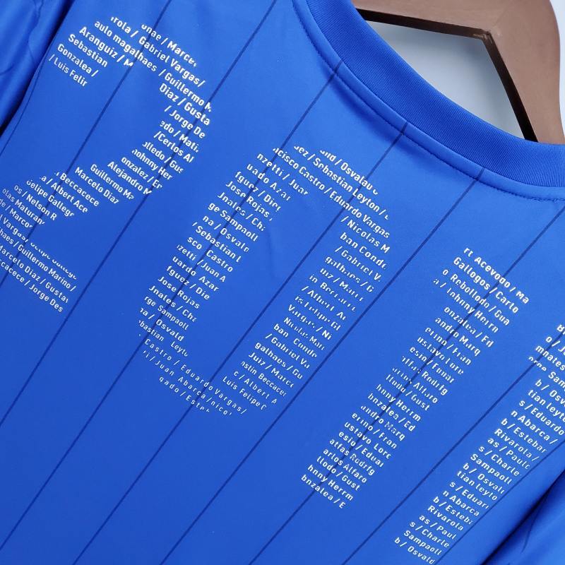 Retro University de Chile home Commemorative Edition 2011