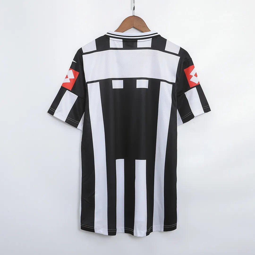 2001-02 Juventus Retro Jersey Home