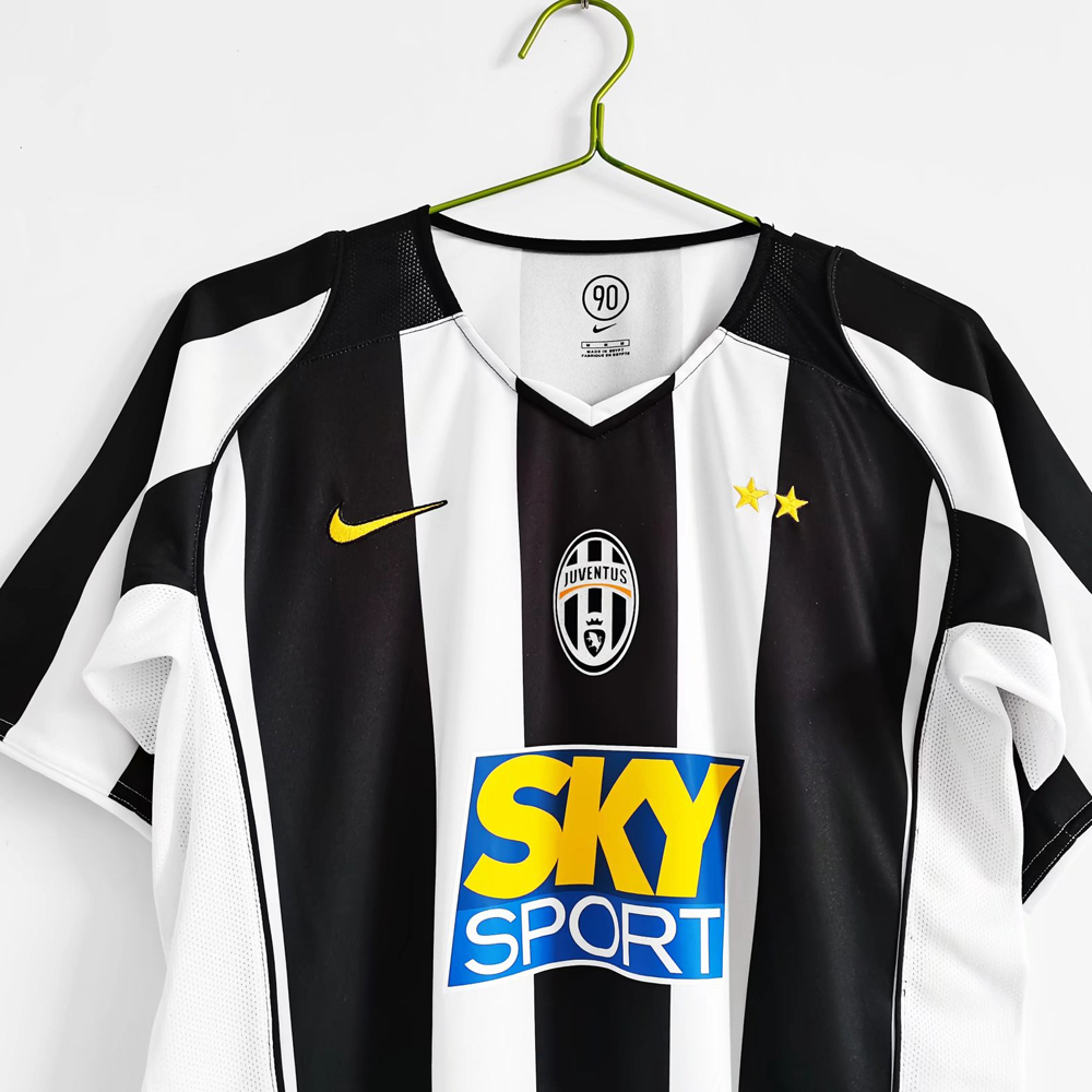 2004-05 Juventus Retro Jersey Home