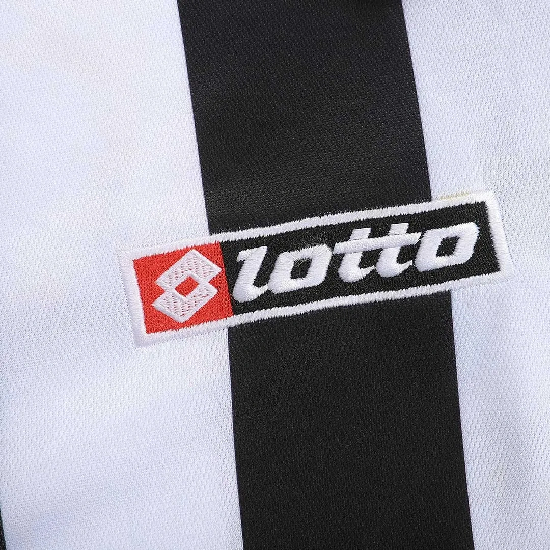 2001-02 Juventus Retro Jersey Home