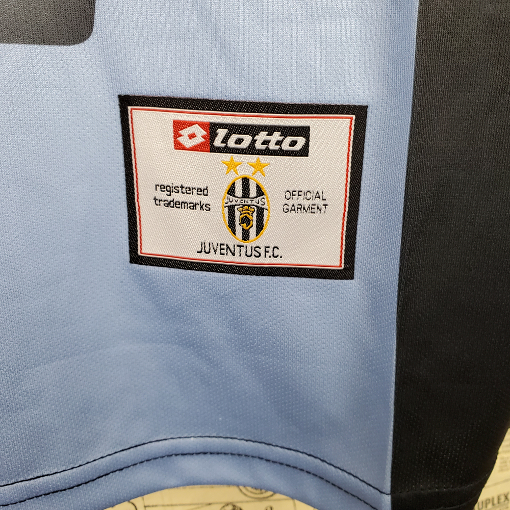 2002-03 Juventus Del Piero #10 Retro Jersey Home Replica