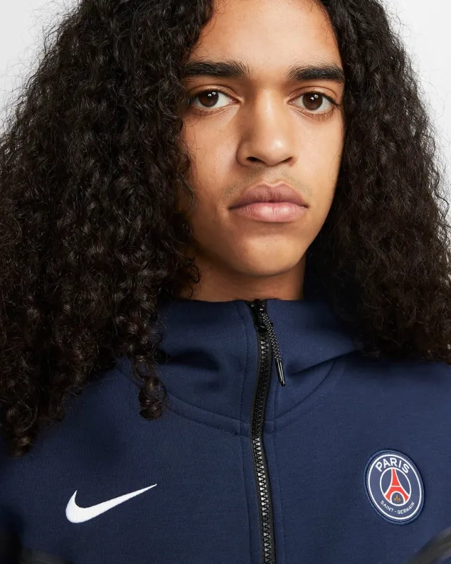NIKE PARIS TECH MEN'S FLEECE HOODIE KIT--PSG 24-25