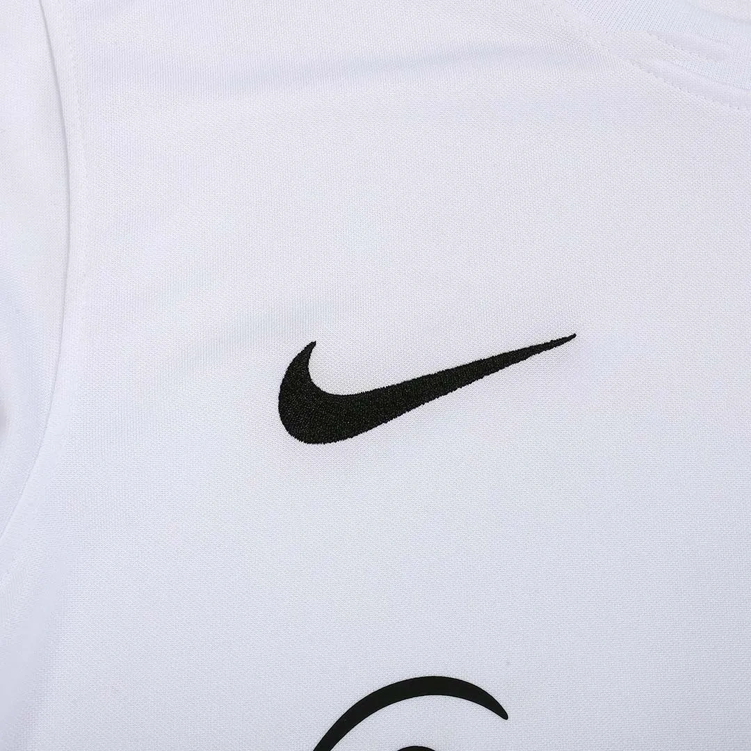 23-24 Eintracht Frankfurt DFB Pokal Final Jersey