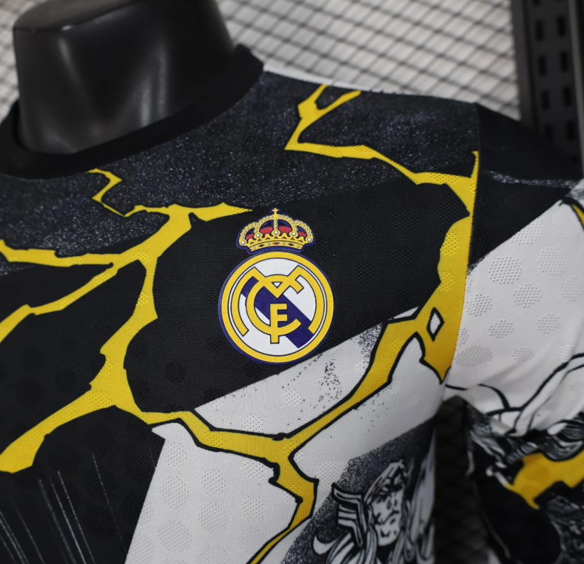 2025/2026 Long Sleeve Player Version Real Madrid Collaboration With Marvel Football Shirt 1:1 Thai Quality