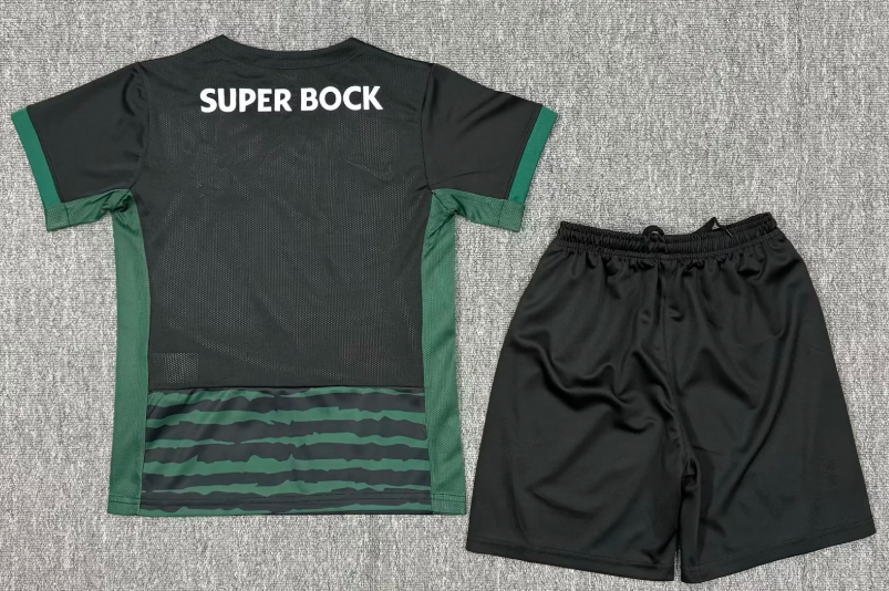2025/2026 Sporting Lisbon Christmas edition Football Shirt 1:1 Thai Quality Kids Size