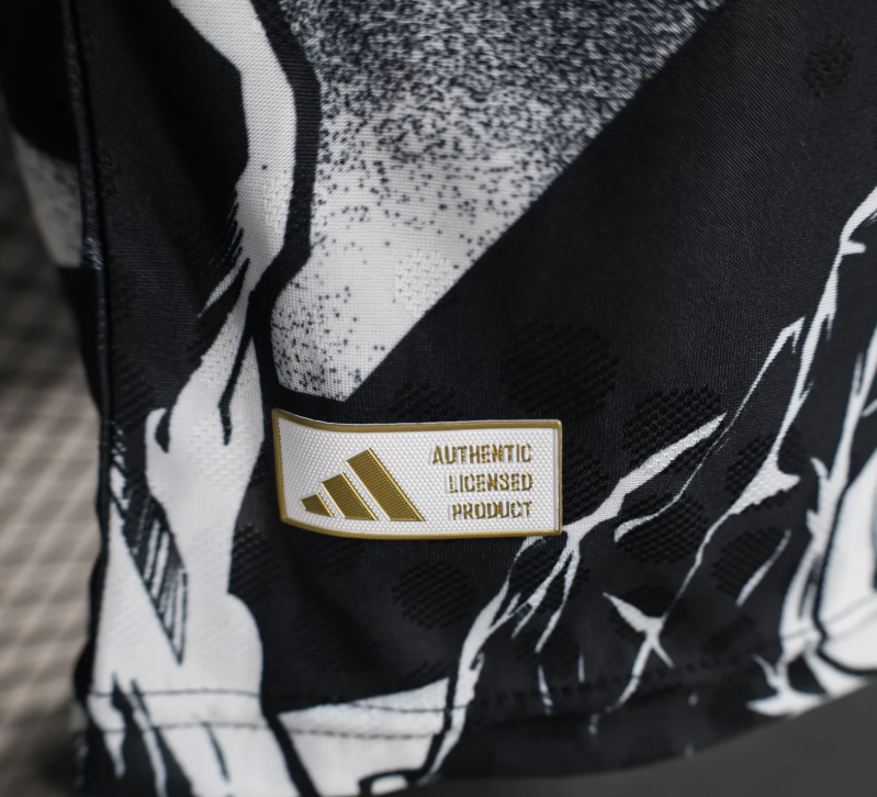 2025/2026 Long Sleeve Player Version Real Madrid Collaboration With Marvel Football Shirt 1:1 Thai Quality