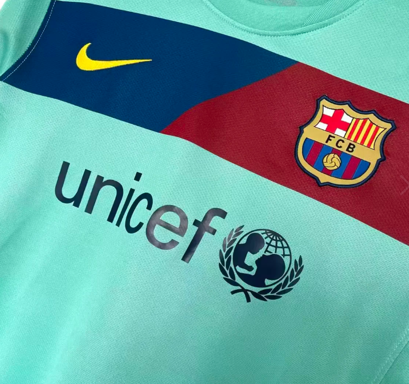 2010/2011 Long Sleeve Retro Barcelona Away Football Shirt 1:1 Thai Quality