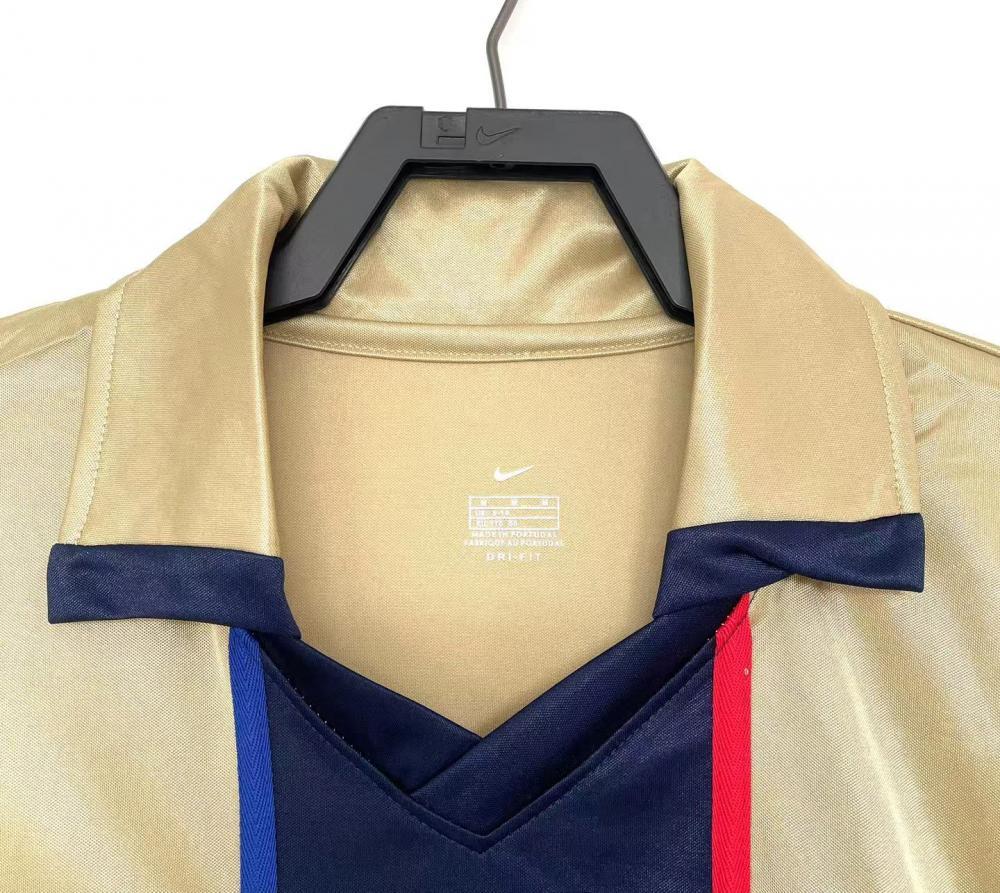 2001/2002 Retro Barcelona Away Football Shirt 1:1 Thai Quality