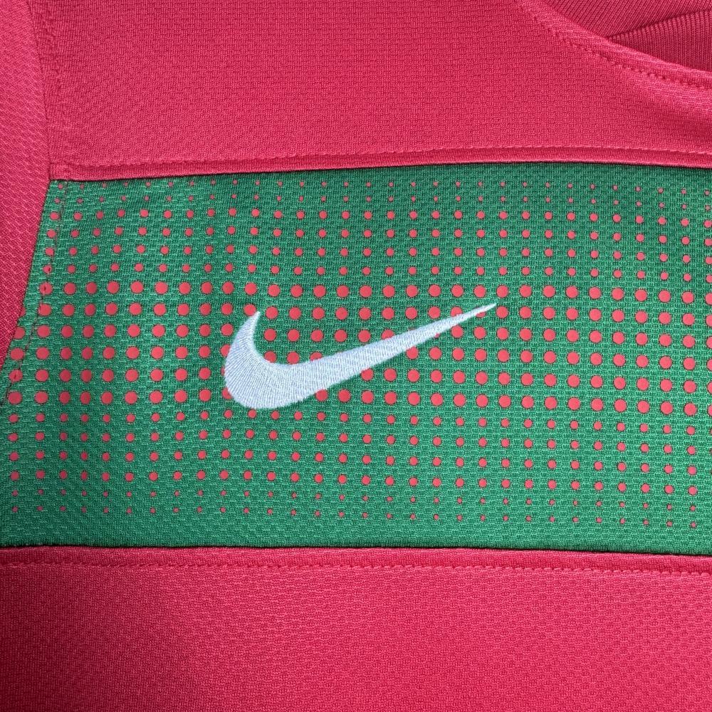 2010 Retro Portugal Home Football Shirt  1:1 Thai Quality