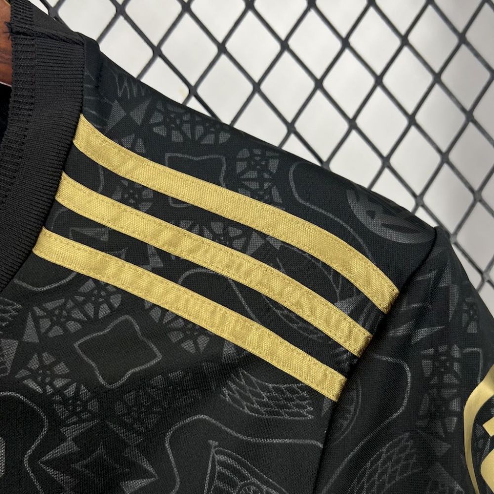 2025/2026 Bayern Munich 125th Anniversary Edition Black Football Jersey 1:1 Thai Quality