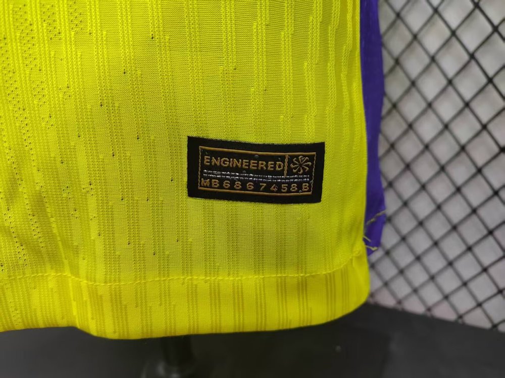 2025/2026 Player Version Barcelona Away Yellow Football Jersey 1:1 Thai quality