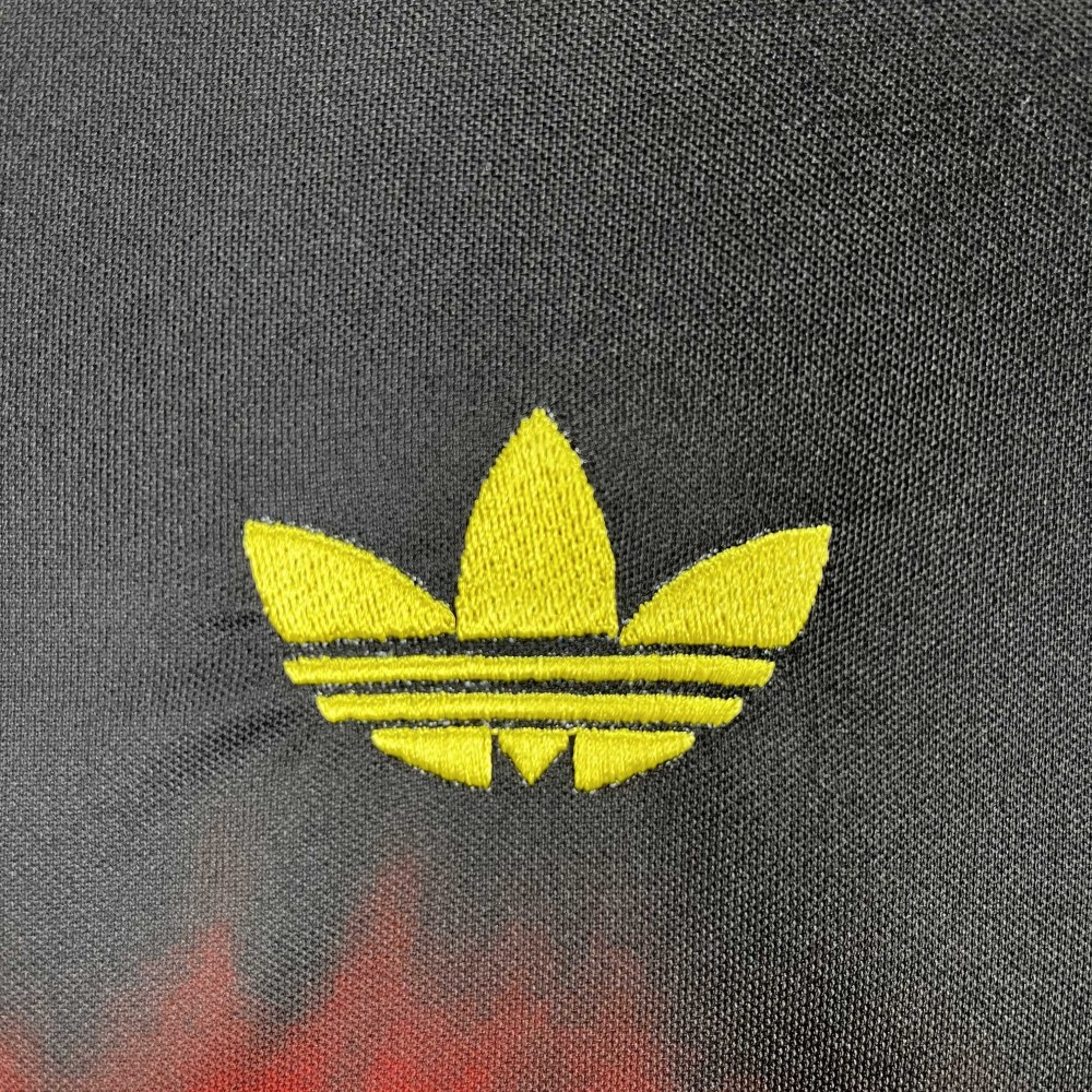2025/2026 Manchester United Pre-match training Football Jersey 1:1 Thai Quality