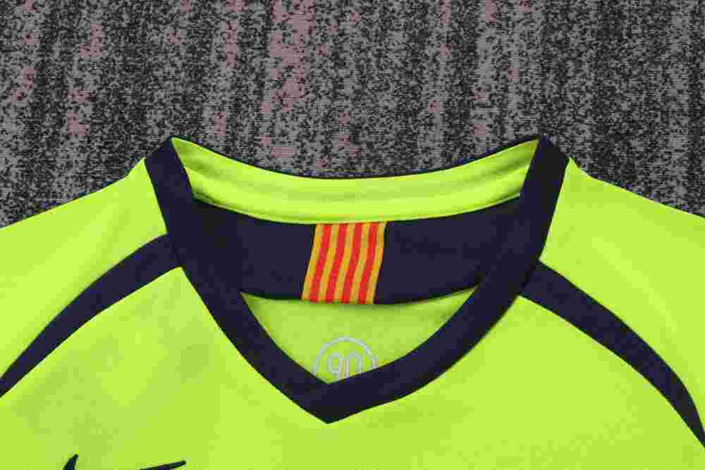 2005-2006 Retro Barcelona Away Football Shirt 1:1 Thai Quality Kids Size
