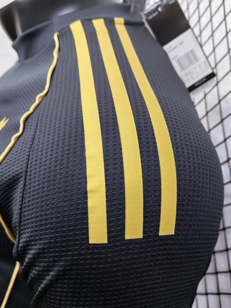 2025/2026 Player Version Liverpool Special Edition Black Football Jersey 1:1 Thai Quality
