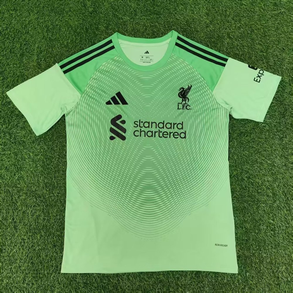 2025/2026 Liverpool Goalkeeper Green Football Jersey 1:1 Thai quality