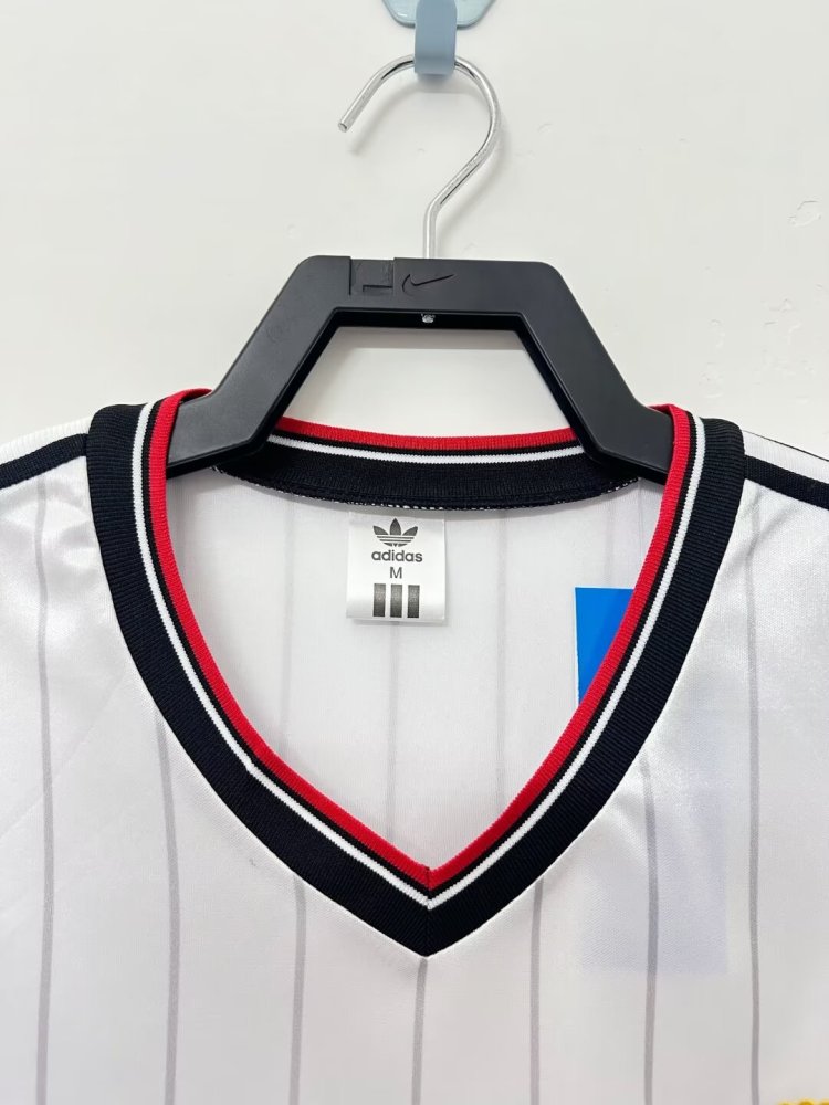 1983/1984 Retro Manchester United Away Football Shirt 1:1 Thai Quality