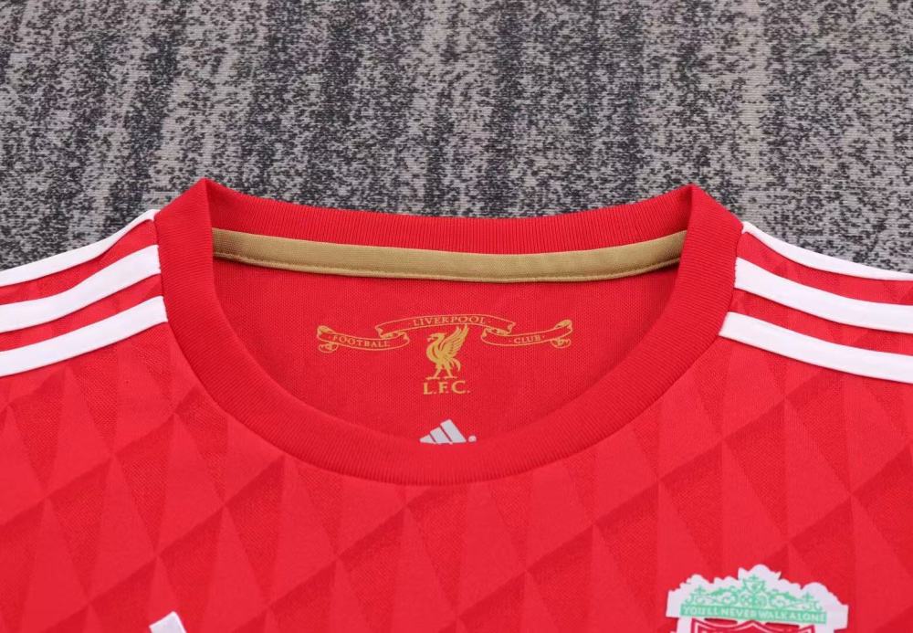 2010-2012 Retro Liverpool Home Football Jersey 1:1 Thai Quality Kids Size